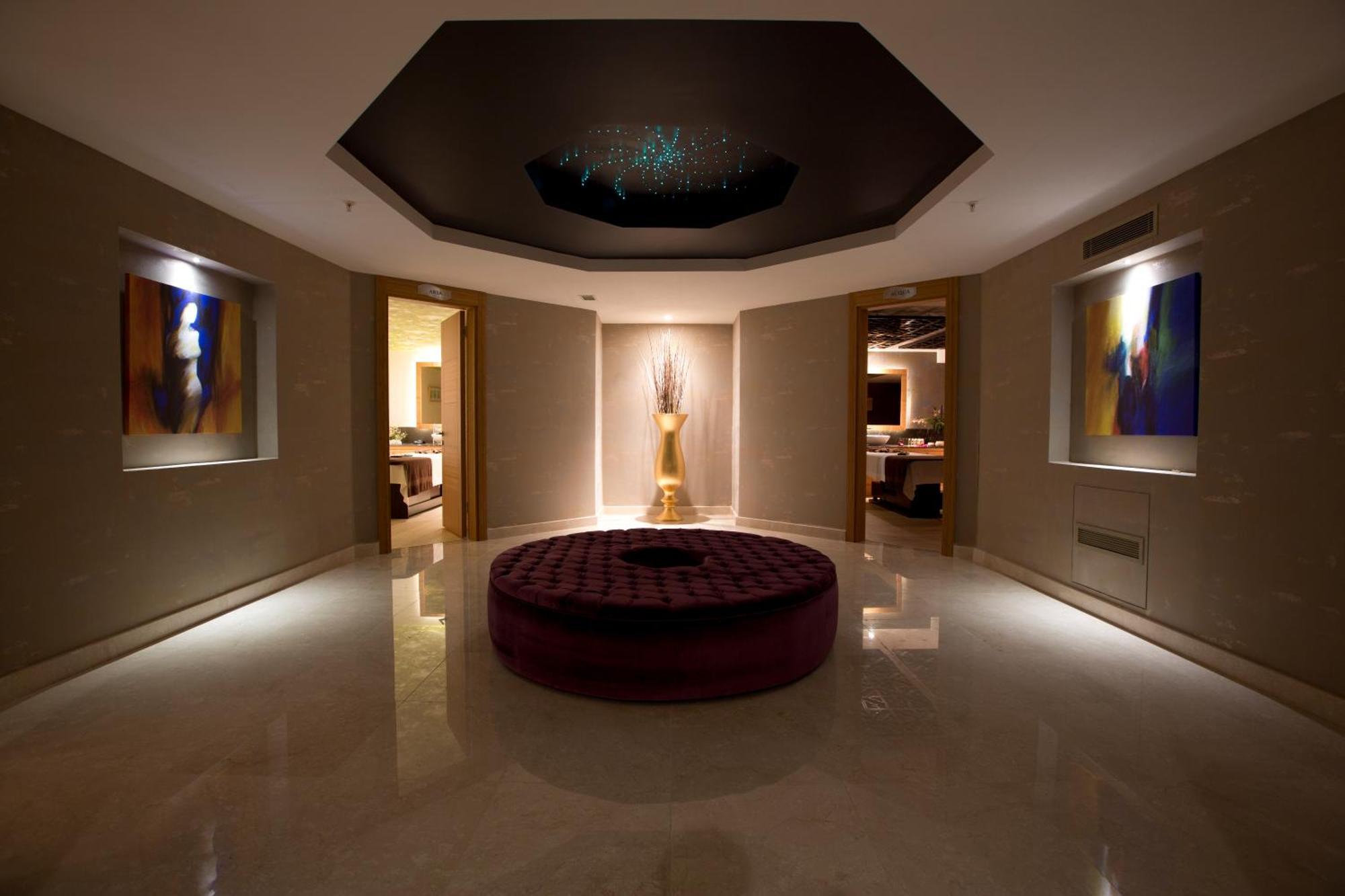 Miracle Istanbul Asia Airport Hotel & Spa Екстер'єр фото The Spa at The Dorchester