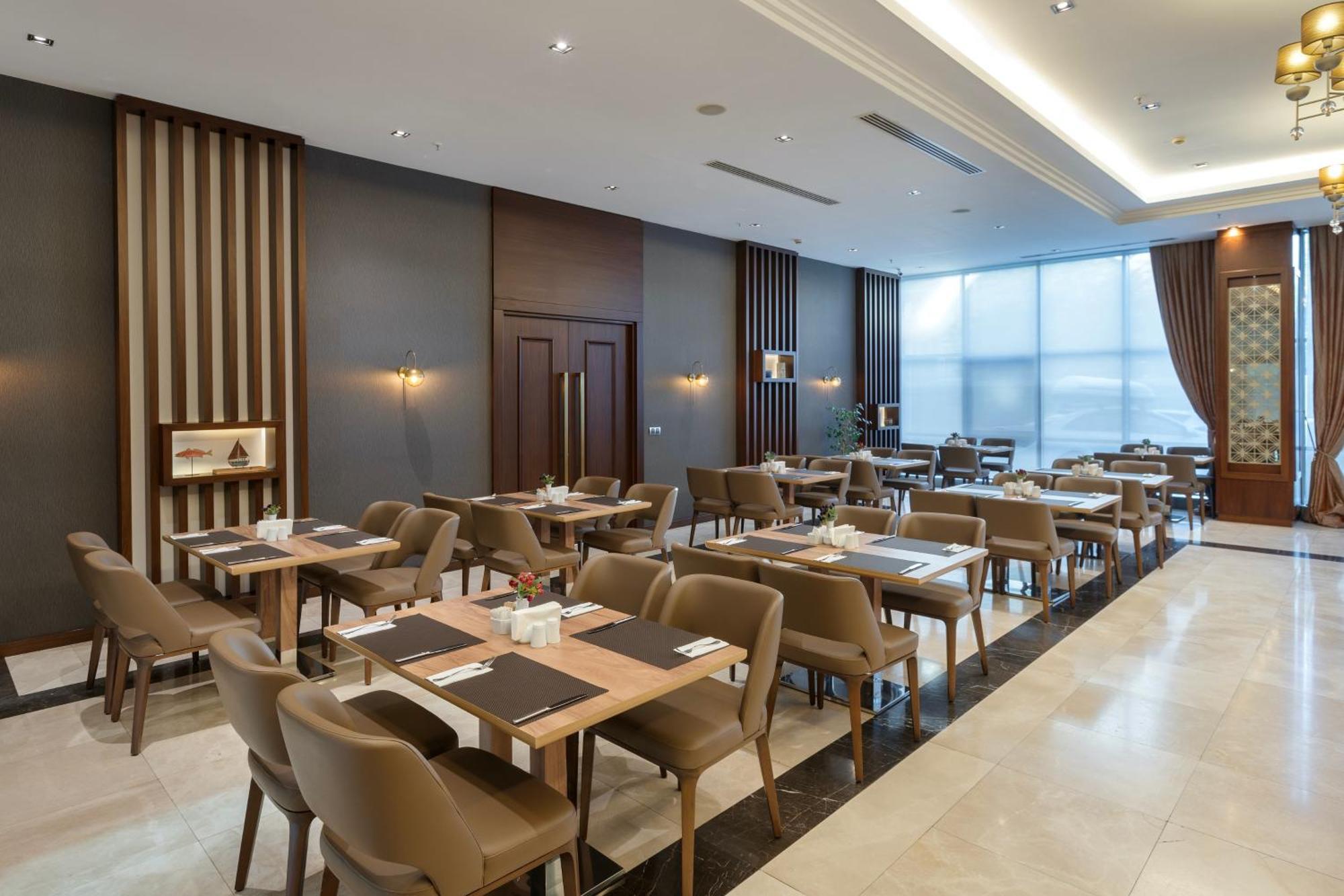 Miracle Istanbul Asia Airport Hotel & Spa Екстер'єр фото The restaurant