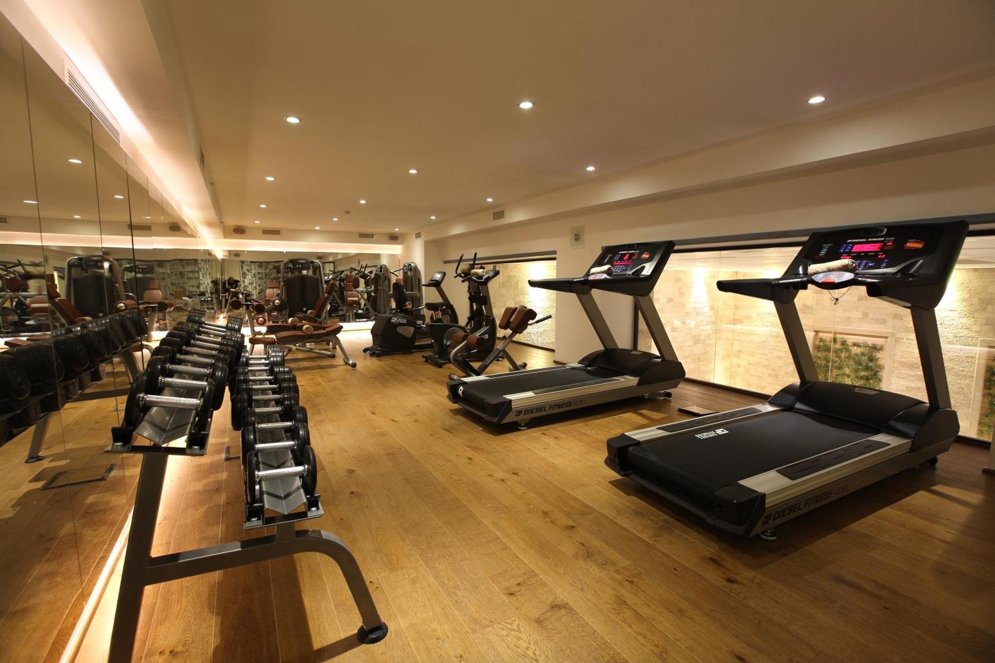 Miracle Istanbul Asia Airport Hotel & Spa Зручності фото The gym at the hotel