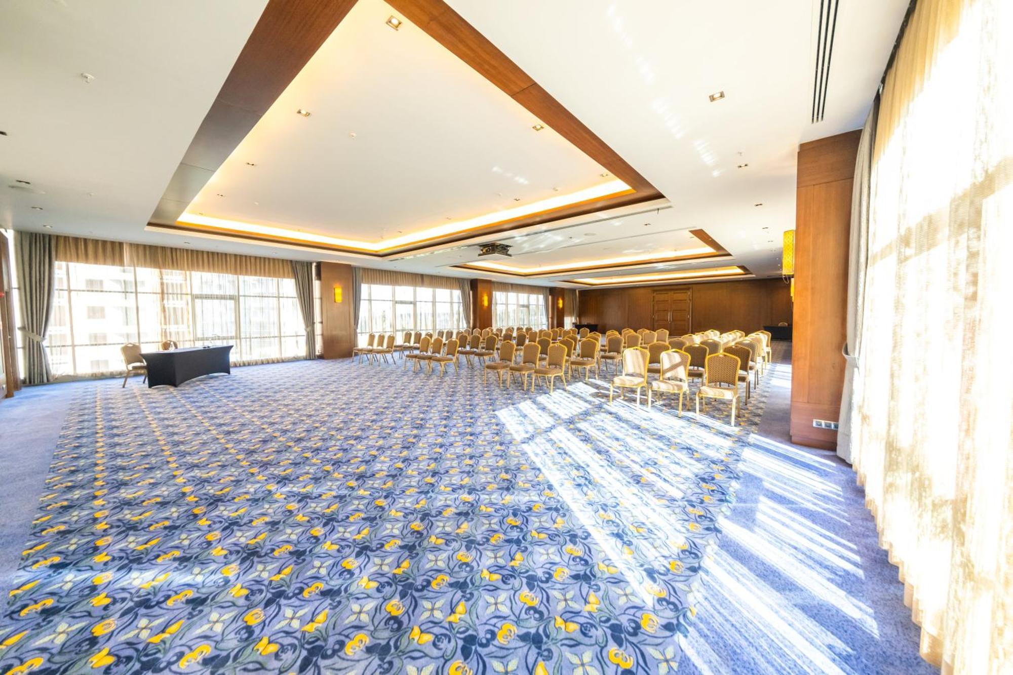 Miracle Istanbul Asia Airport Hotel & Spa Екстер'єр фото The interior of the hotel