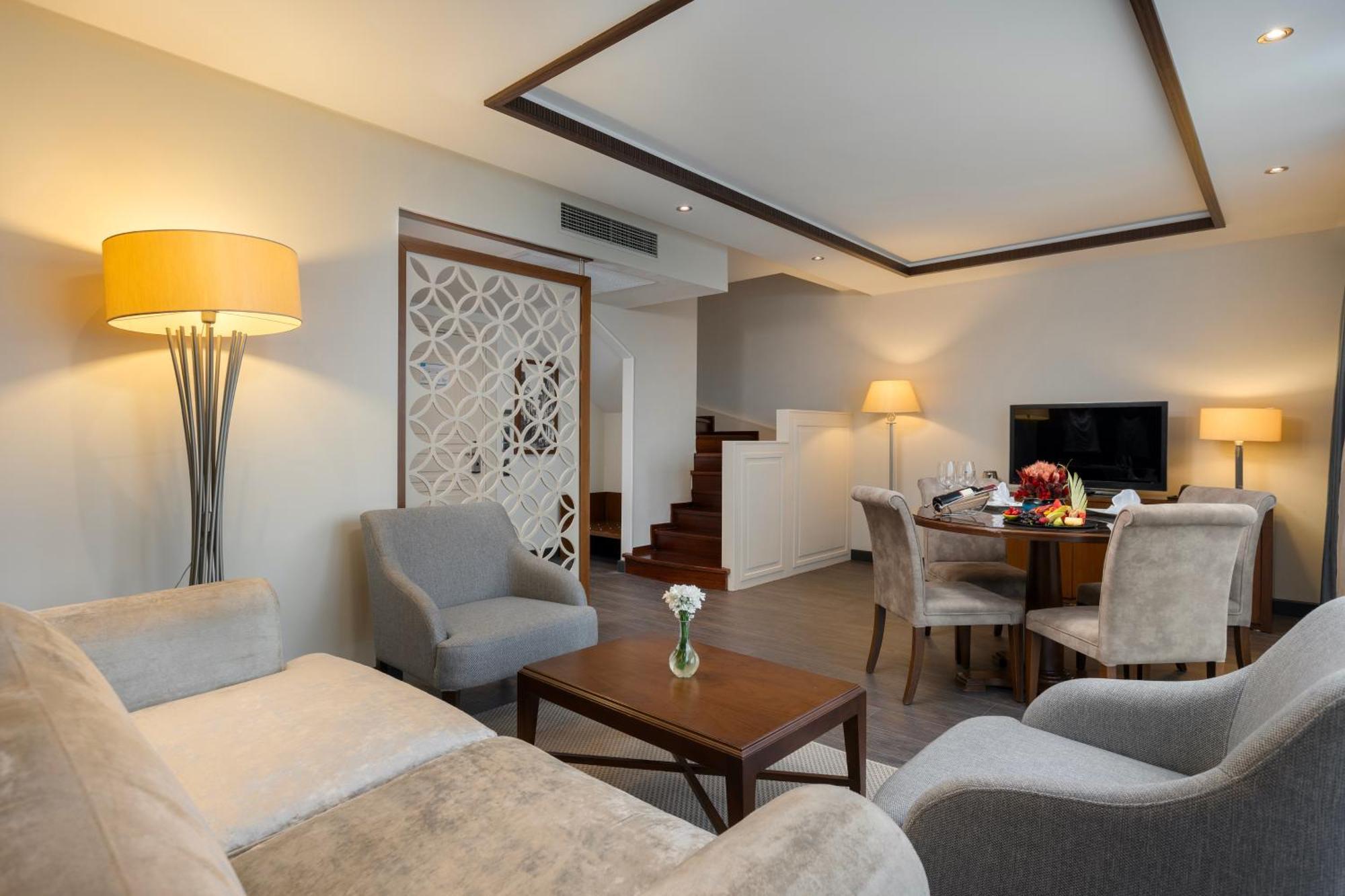 Miracle Istanbul Asia Airport Hotel & Spa Екстер'єр фото